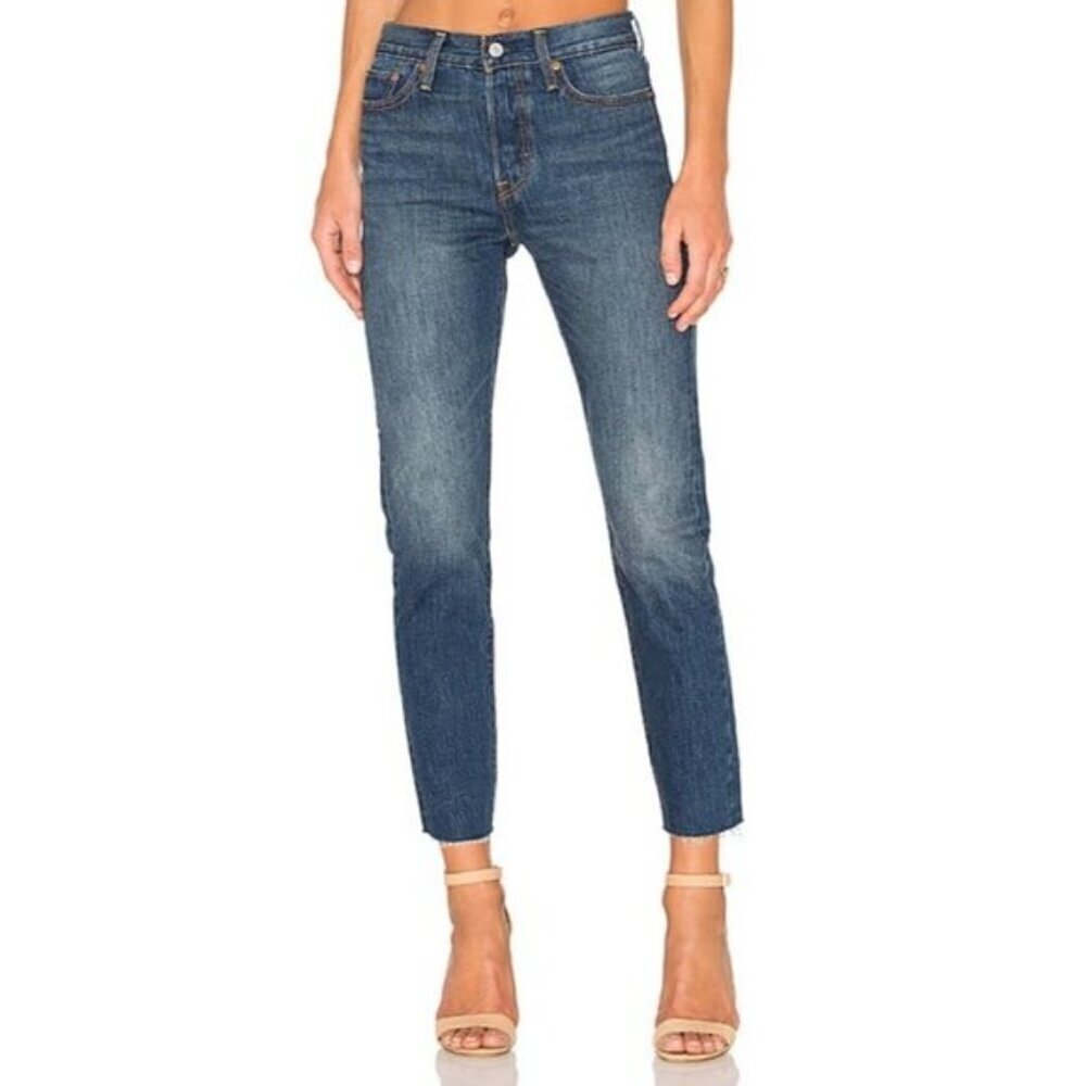 Levi’s White Oak Cone Denim Wedgie Jeans Dark Blue Raw Hem Size 29